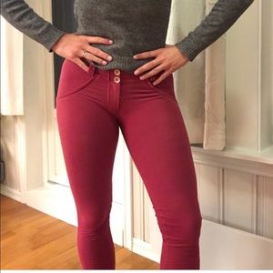 COPY - Deep red Freddy low rise jersey M EUC